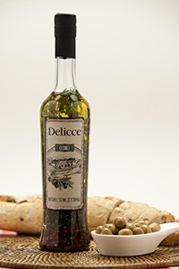 Delicce Naturel Sızma Zeytinyağı Çeşnili Acılı 500cl / 45TL