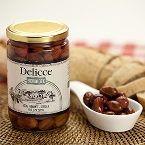 Delicce Bodrum Çizik Yeşil Zeytin 660gr - 24TL